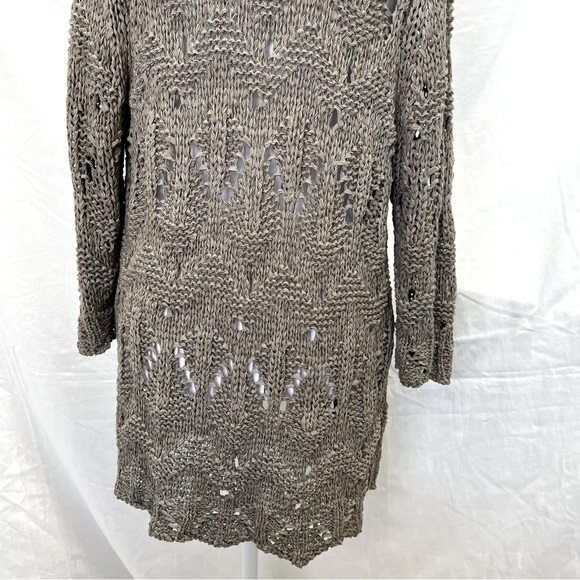 Chico’s mocha and cream crocheted cardigan. - Picture 5 of 10